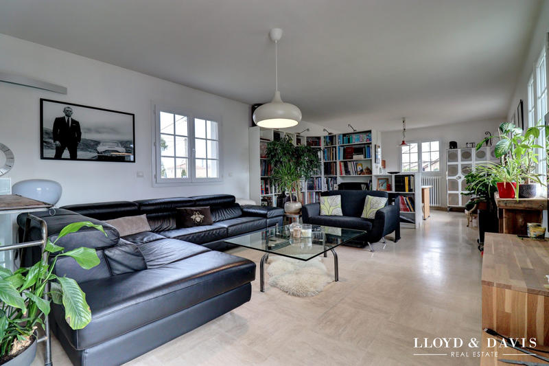 Maison - 152 m² - 6 pièces