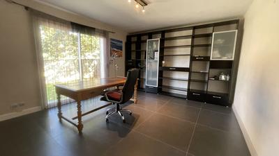 Maison - 210 m² - 8 pièces