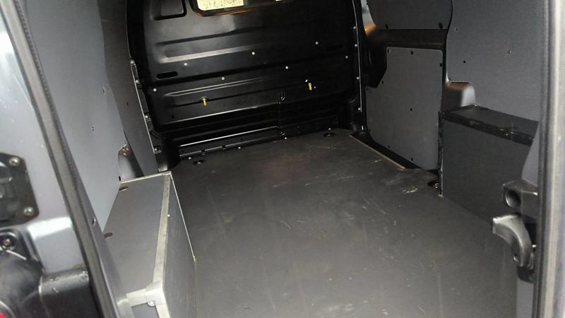 Peugeot Expert Vu 2.0 BlueHDi 120 Eat8 Pack Sport - Automatique