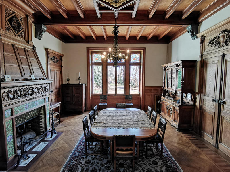 Propriété - 658 m² - 19 pièces