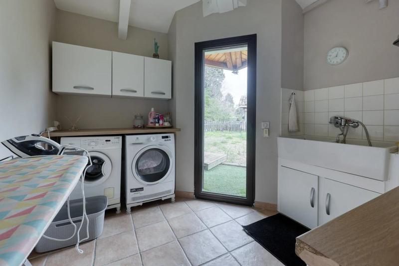 Maison - 203 m² - 5 pièces