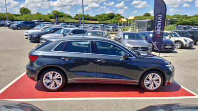 Audi A3 sportback 35 Tdi 150 s tronic 7 Design Luxe