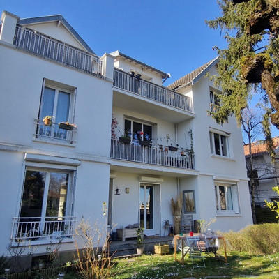 Appartement - 85 m² - 4 pièces