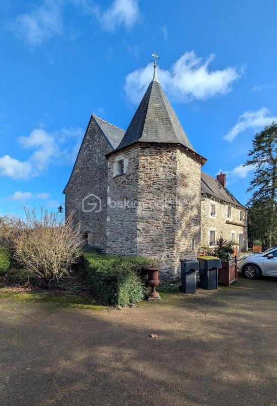 Demeure - 183 m² - 6 pièces