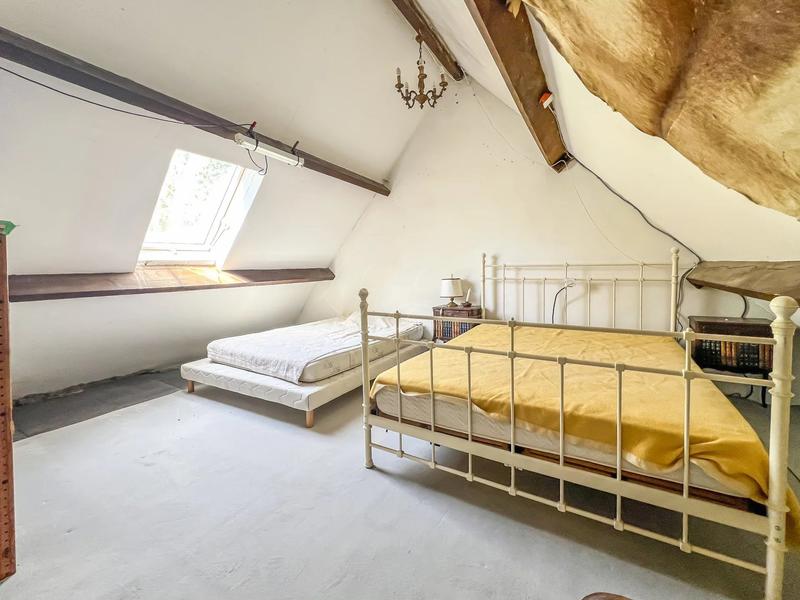 Maison - 383 m² - 17 pièces