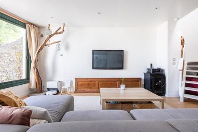 Maison - 220 m² - 6 pièces