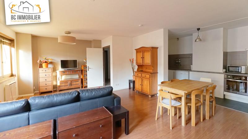 Appartement - 82 m² - 3 pièces