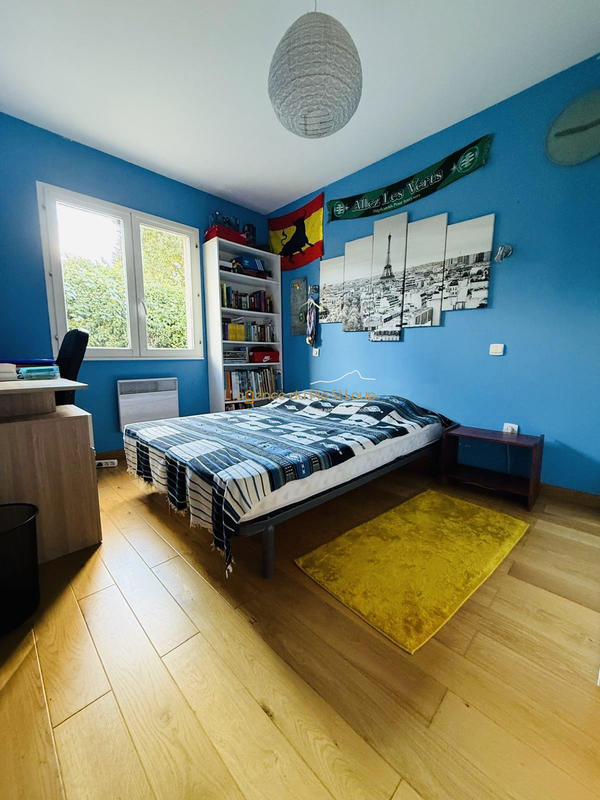 Maison - 100 m² - 6 pièces