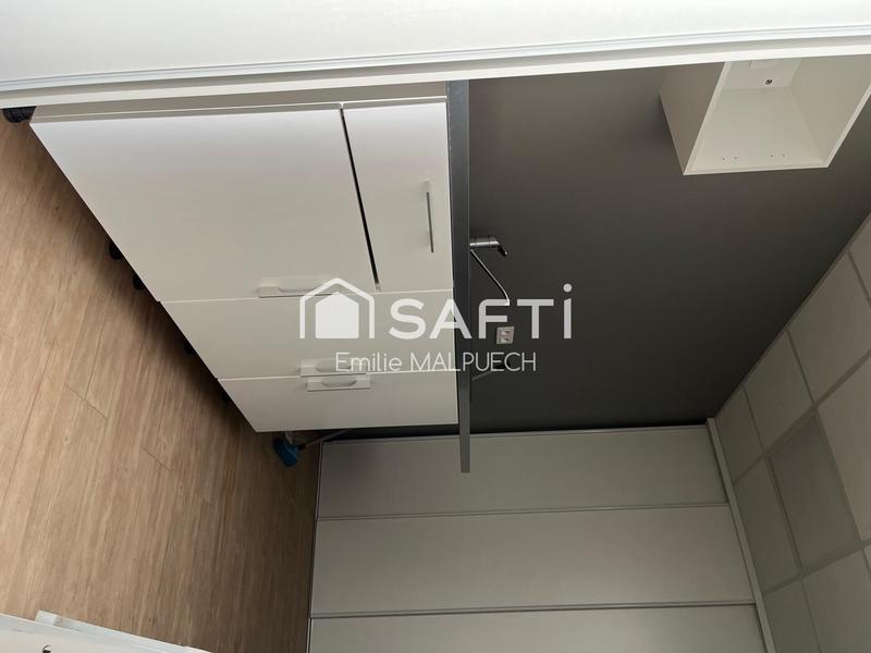 Local commercial - 76 m² - 4 pièces