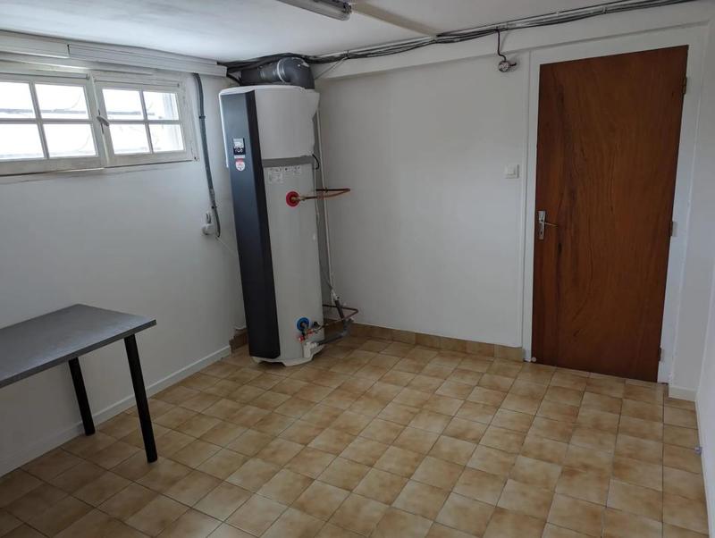 Maison - 1 671 m² - 5 pièces