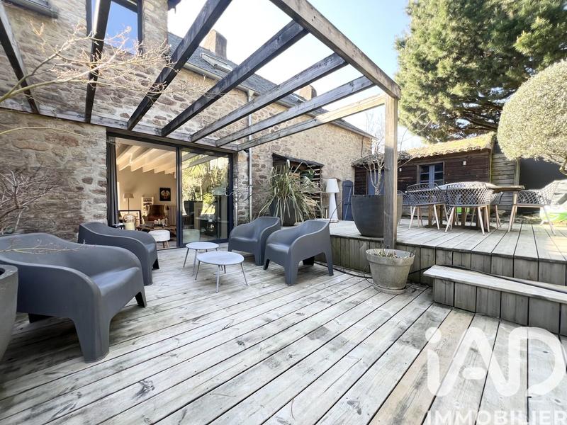 Maison - 150 m² - 7 pièces