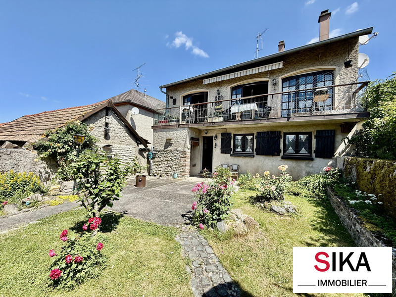 Maison - 121 m² - 6 pièces