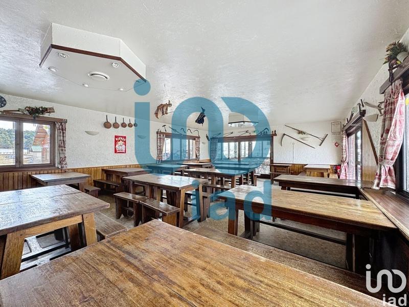 Local commercial - 245 m²