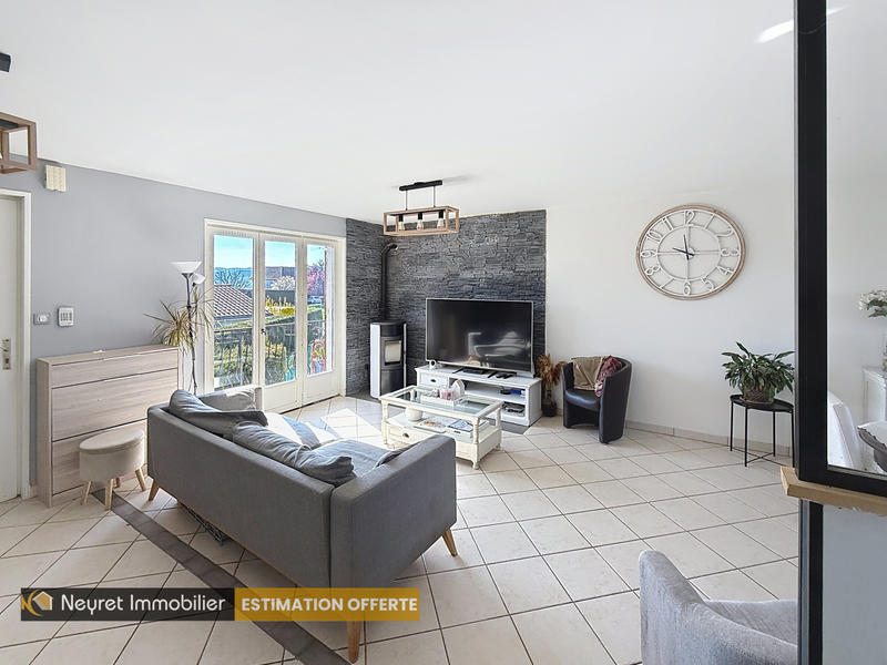 Maison - 105 m² - 6 pièces