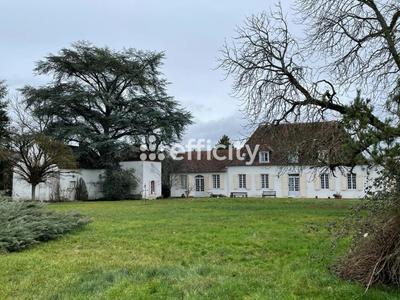 Maison bourgeoise - 306 m² - 12 pièces