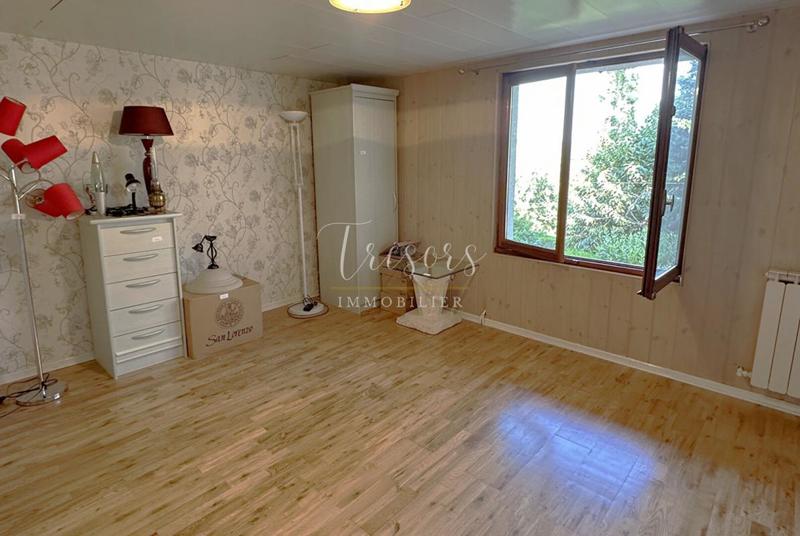 Maison - 136 m² - 7 pièces