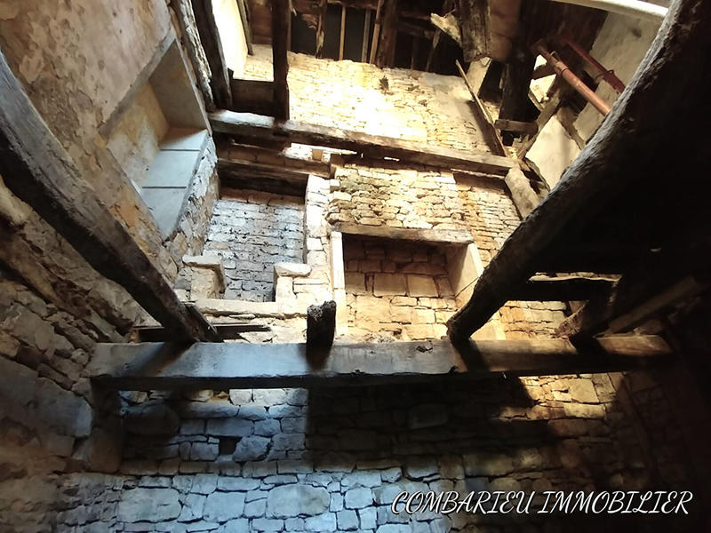 Maison - 168 m² - 1 pièce