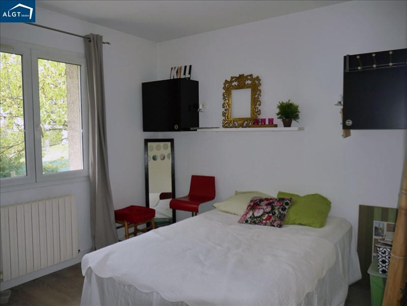 Maison - 256 m² - 9 pièces