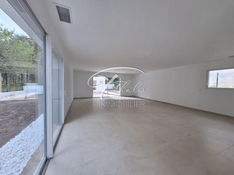 Maison contemporaine - 140 m² - 4 pièces