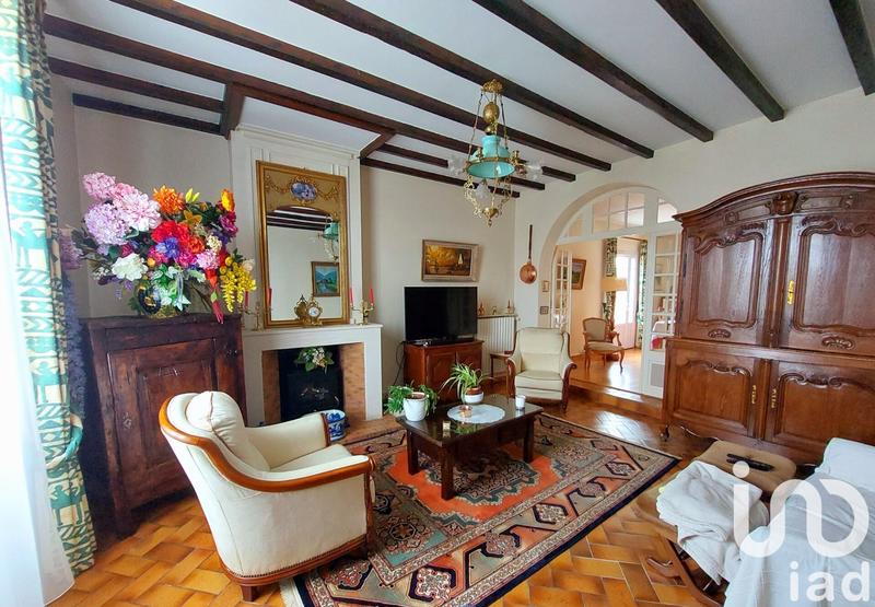 Maison - 208 m² - 7 pièces