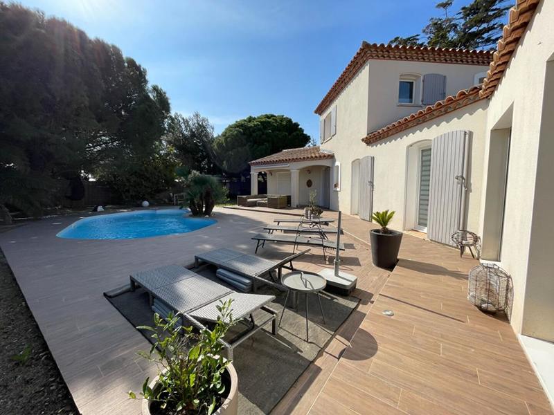 Maison - 159 m² - 7 pièces