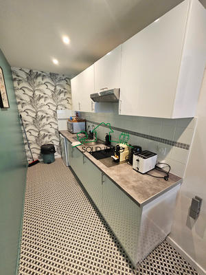 Immeuble - 160 m² - 8 pièces