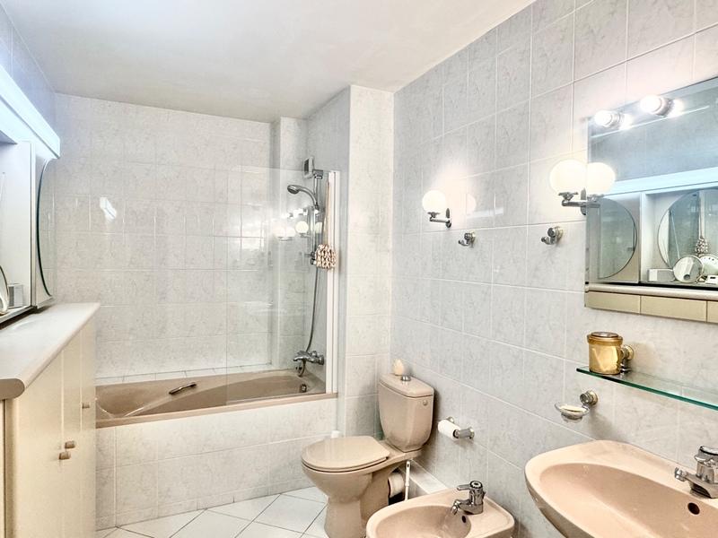 Appartement - 108 m² - 3 pièces