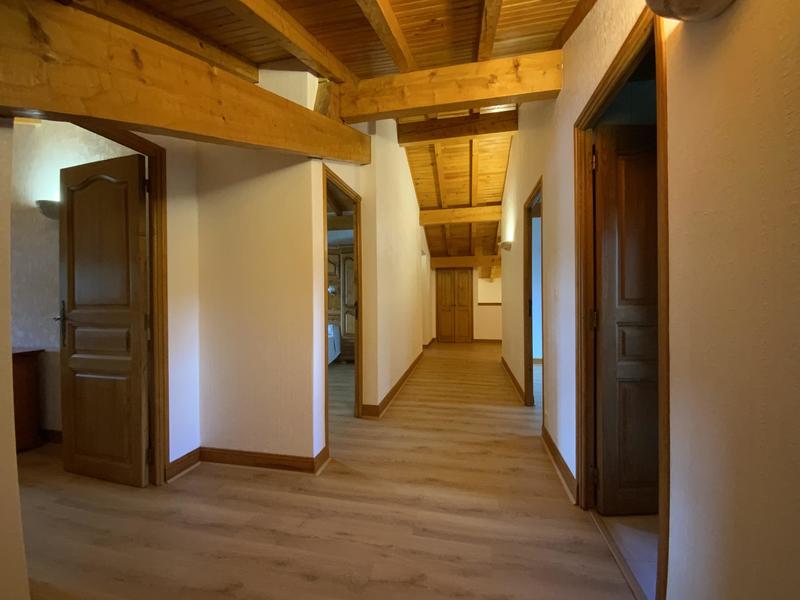 Maison traditionnelle - 167 m² - 7 pièces