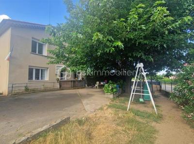 Maison - 87 m² - 5 pièces