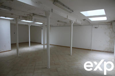 Fonds de commerce - 151 m²