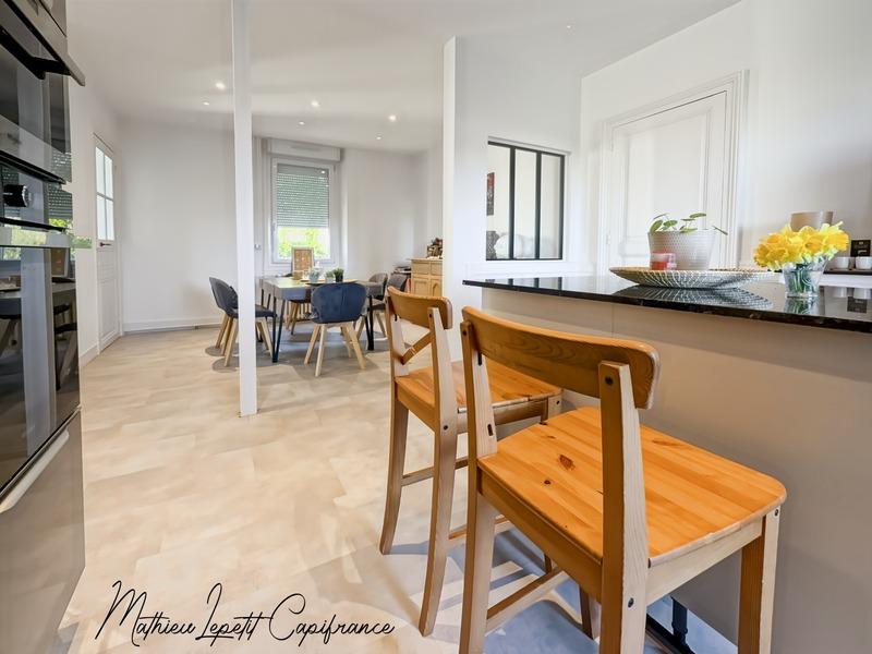 Maison - 170 m² - 7 pièces