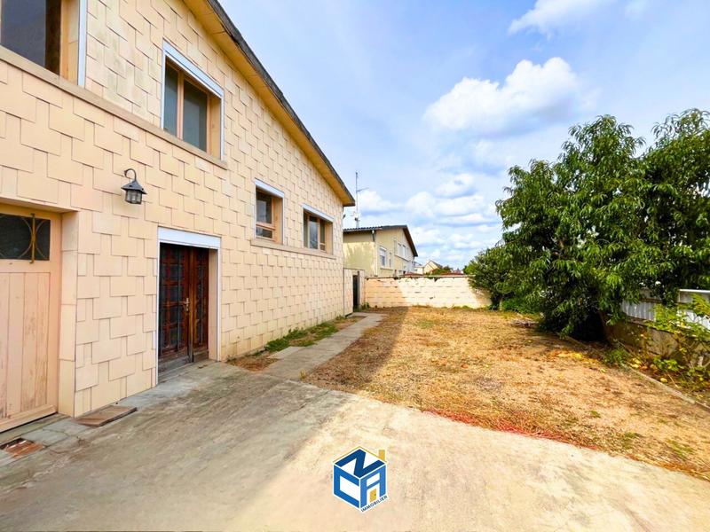 Maison - 82 m² - 5 pièces