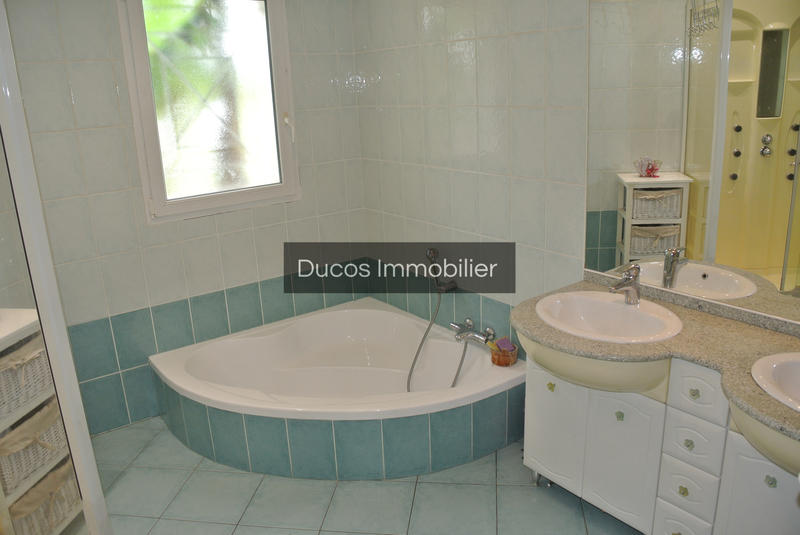 Maison - 122 m² - 4 pièces