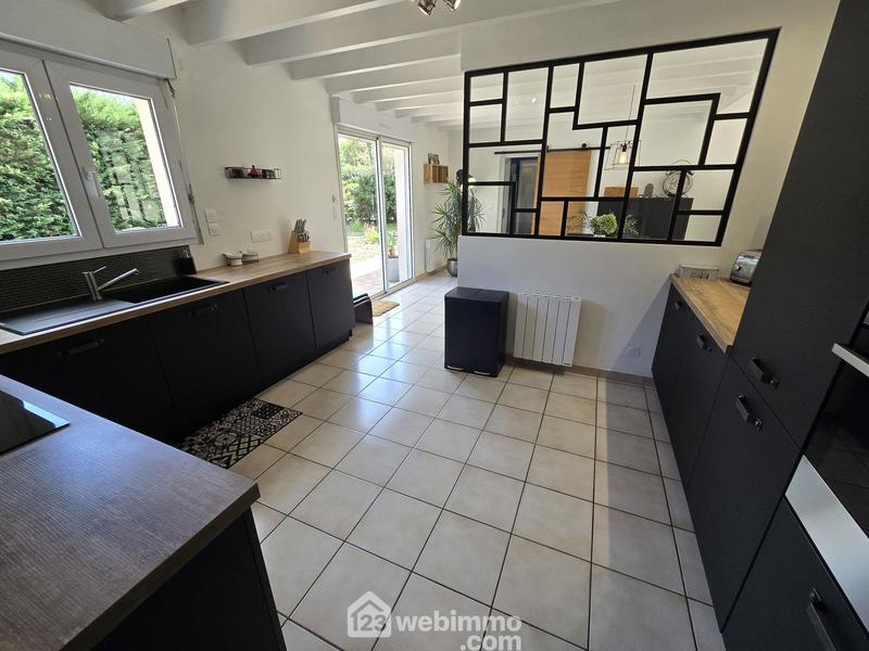 Maison - 161 m² - 5 pièces