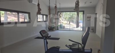 Propriété - 304 m² - 11 pièces