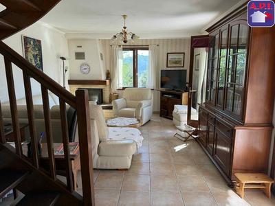 Maison - 136 m² - 6 pièces