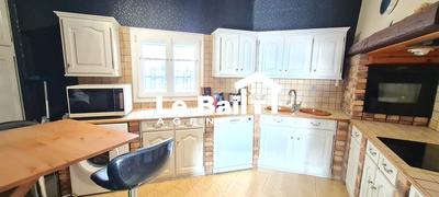 Maison - 83 m² - 4 pièces