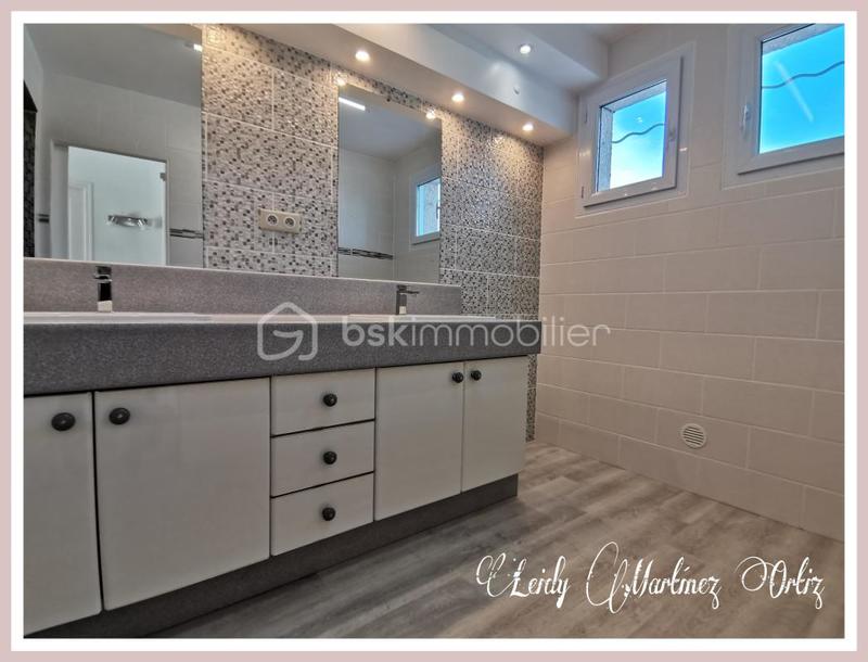 Maison - 160 m² - 6 pièces