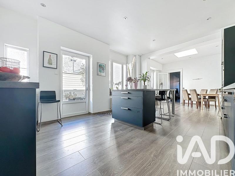 Maison - 172 m² - 7 pièces