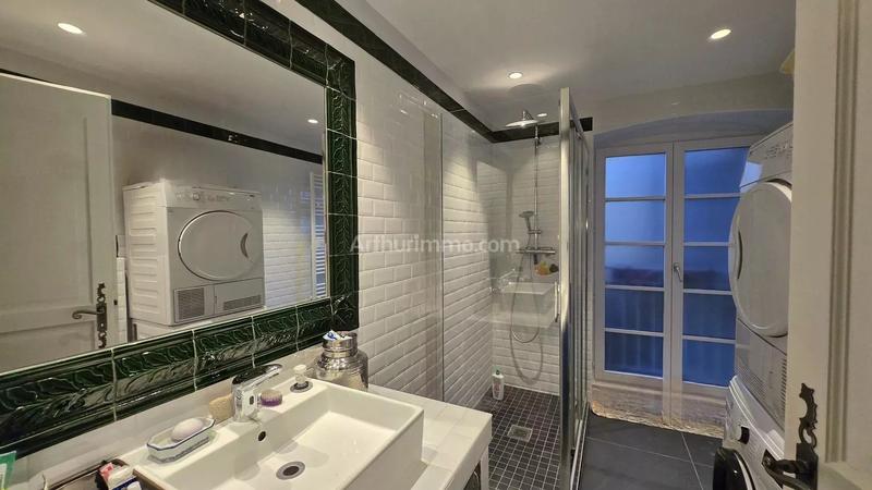 Maison - 243 m² - 11 pièces