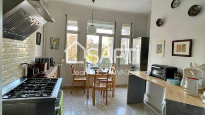 Appartement - 130 m² - 4 pièces