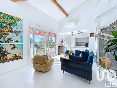 Appartement - 95 m² - 3 pièces