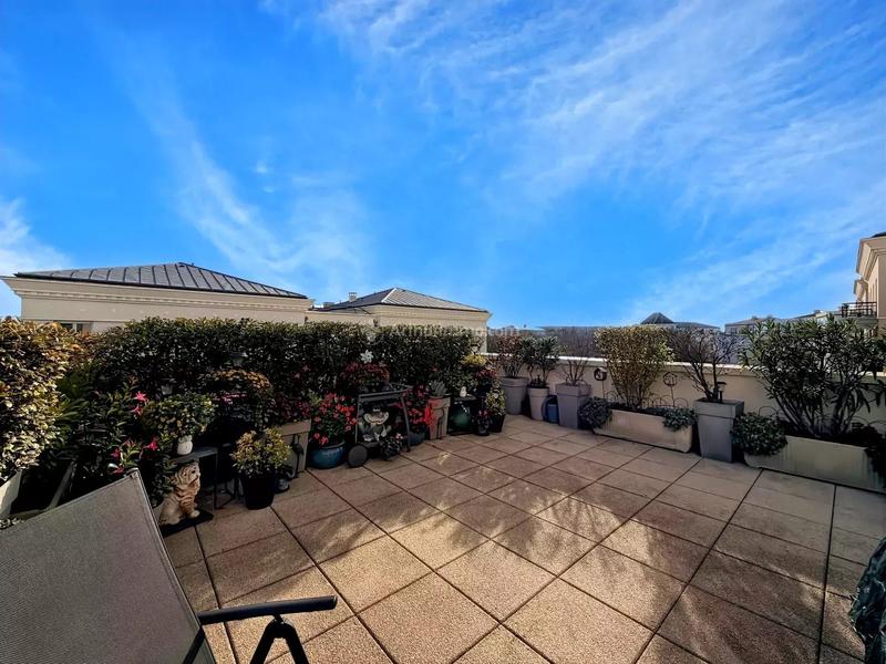 Appartement - 114 m² - 5 pièces