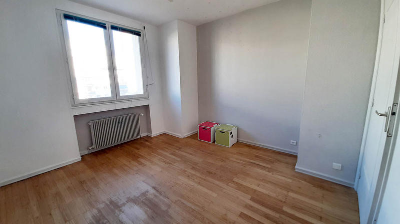 Appartement - 96 m² - 4 pièces