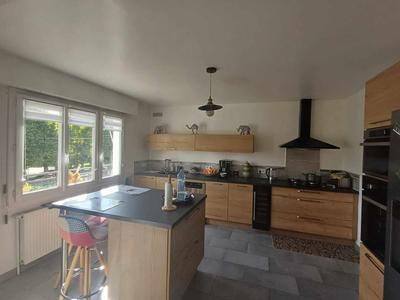 Maison traditionnelle - 128 m² - 5 pièces