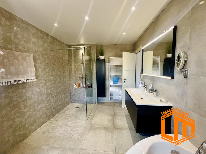 Maison - 156 m² - 5 pièces