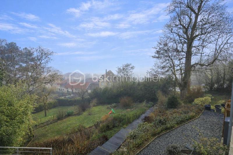 Maison de maîtres - 300 m² - 8 pièces