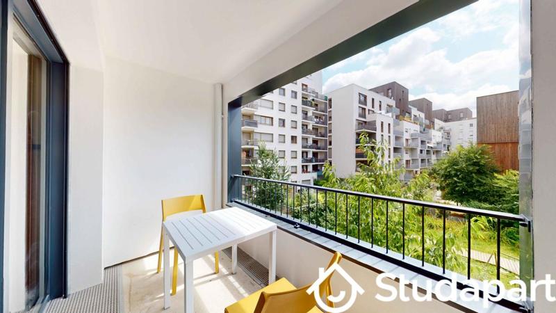 Chambre - 60 m² - 1 pièce