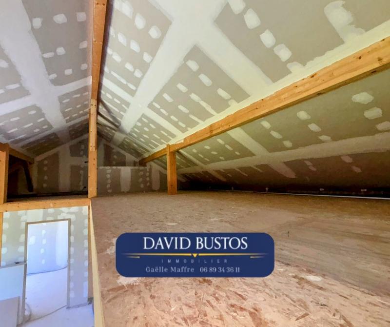 Maison - 98 m² - 4 pièces