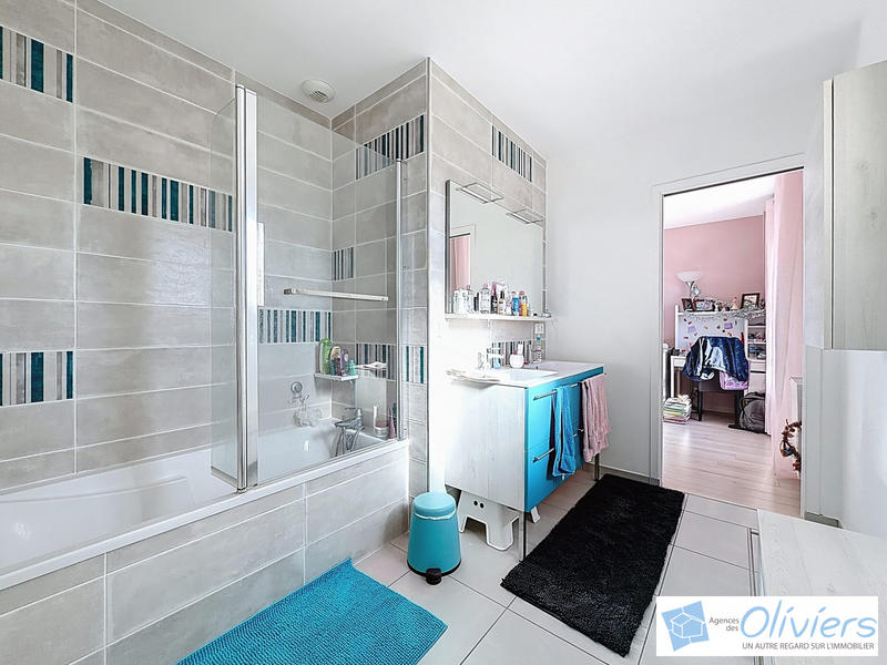 Maison - 140 m² - 6 pièces